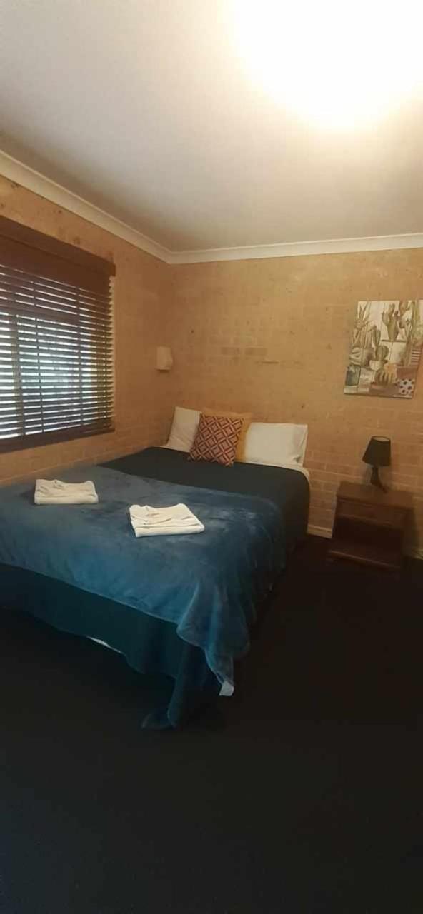Travellers Rest Motel Mundaring Экстерьер фото